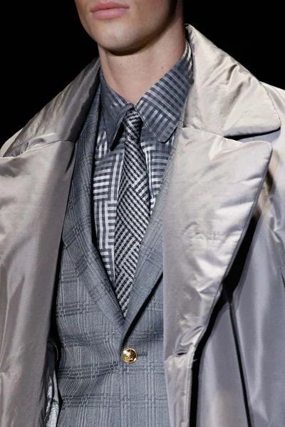 Look 7